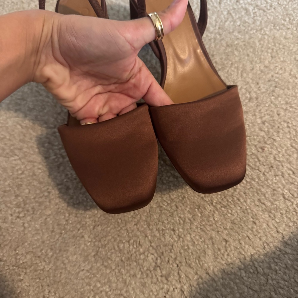 LOQ Felipa satin slingback heels (size 37) - Picture 8 of 9